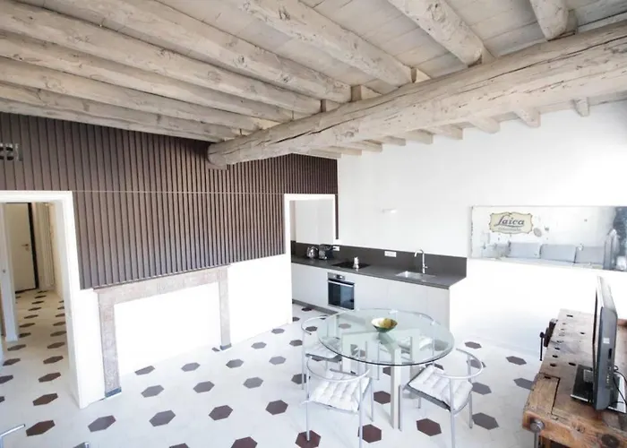 Maison In Centro Apartmán *