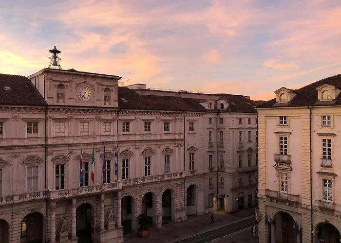 Design E Storia Nel Cuore Di Torino Ac And Lift Lejlighed *