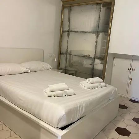 Maison In Centro Apartman *